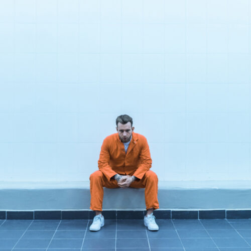 Single prisoner